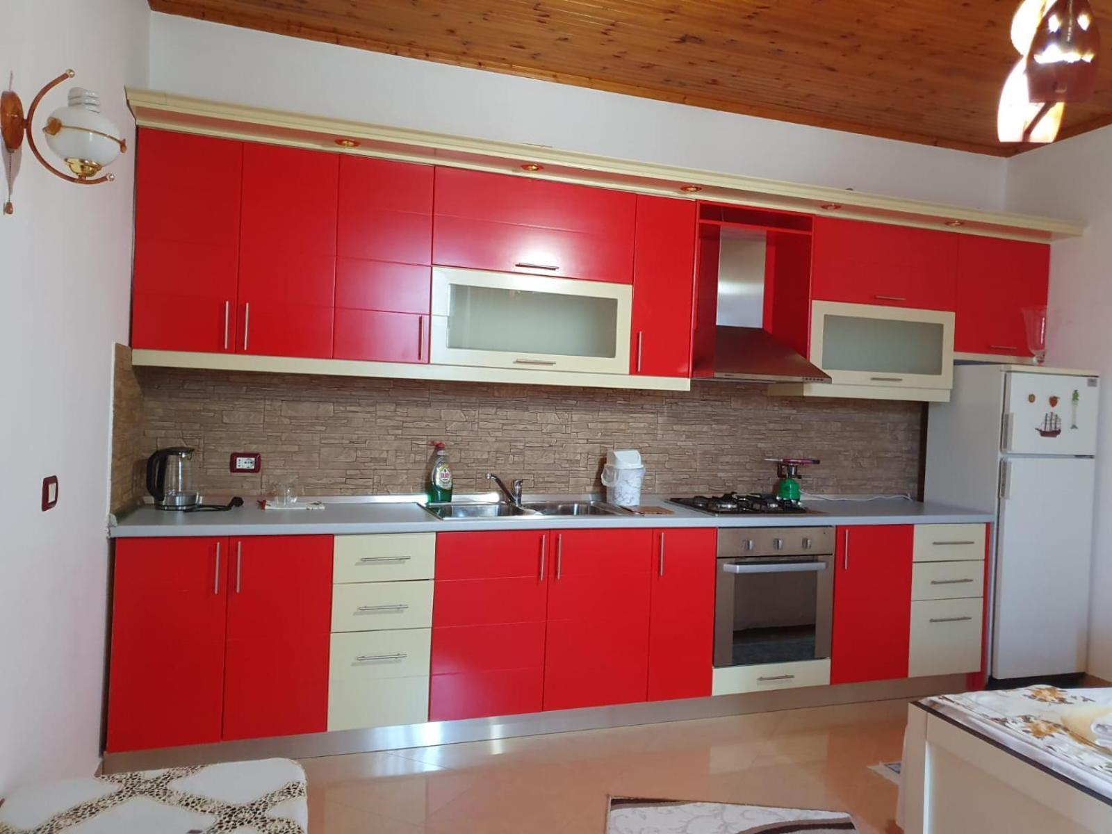 Sara Guesthouse Берат Экстерьер фото